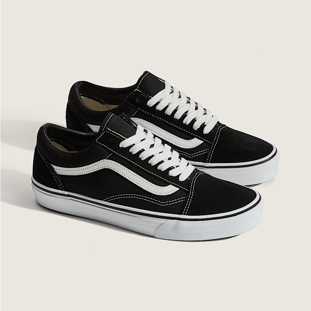 Vans Old Skool Lace Up Black Suede Sneaker